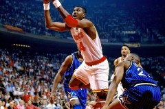 再见范乔丹！火箭雄鹿鹈鹕三方交易，特雷墨菲辅佐杜兰特争冠